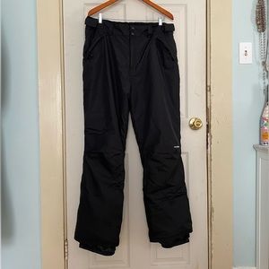 Women’s snow pants